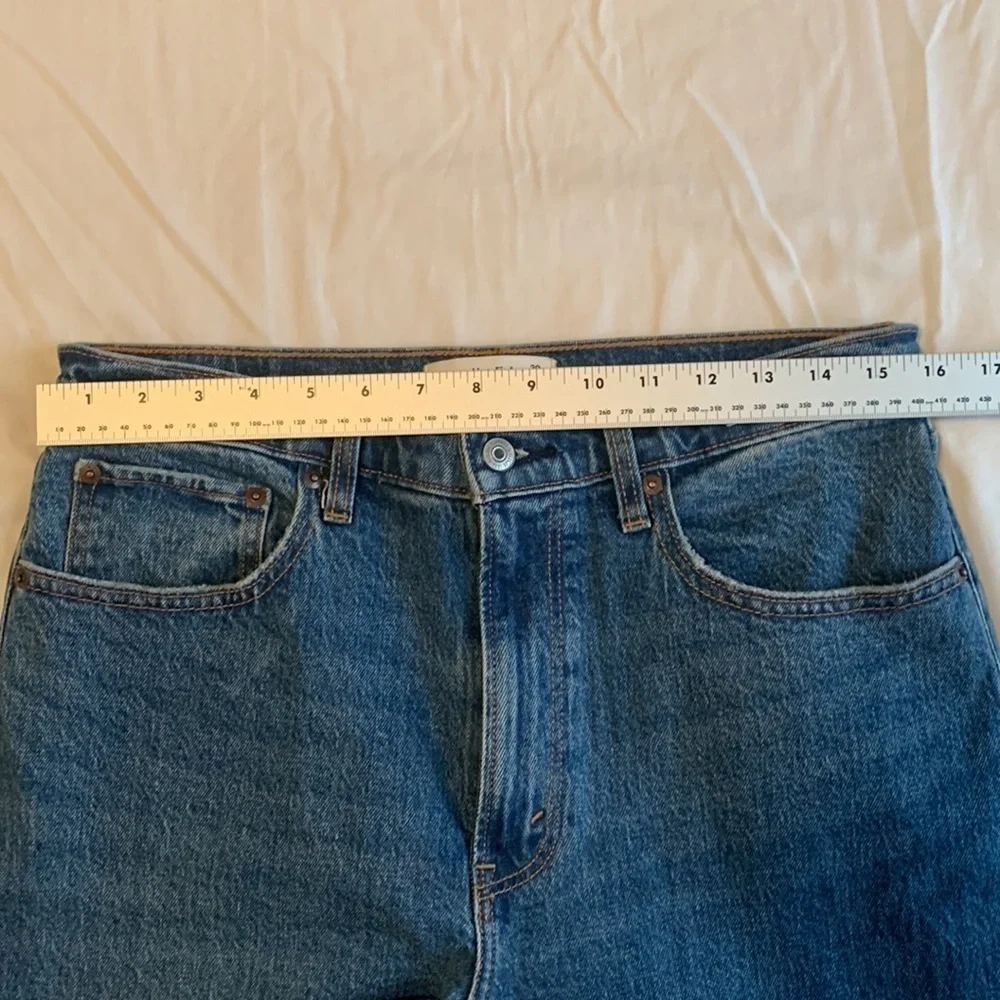 Abercrombie Fitch 90s High Rise Relaxed Jeans SZ 10 Raw Hem Short 30 READ Denim